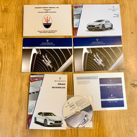 Maserati Ghibli 2016 Owner's Manual Factory Glovebox Book Leather Case DVD OEM - Picture 5 of 11